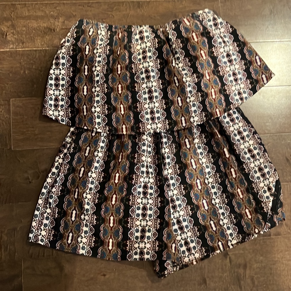 Strapless romper